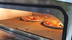 Пицца-пресс WellPizza PZP 33 и пицца печь WellPizza Professionale 4D на выставке ПИР2020