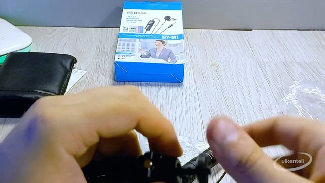 Петличный микрофон BOYA Модель BY-M1 смотреть онлайн