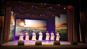 "Она" - вокальная группа ансамбля русской песни  «КалинА»