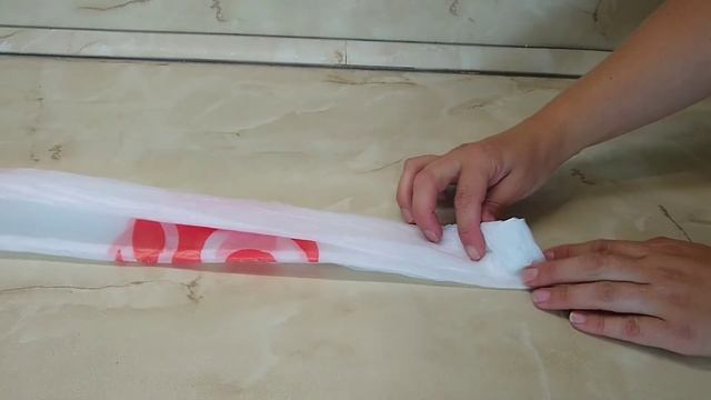 Как компактно сложить пакеты из магазина. смотреть онлайн