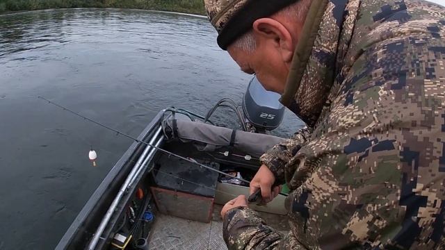 Хариус на покатной поплавок| Томь| Сплошные неприятности смотреть онлайн