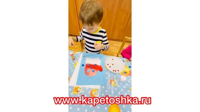 Детская аппликация «Варежка Деда Мороза» для детей от 3-4 лет. Детские поделки для малышей «Зима». смотреть онлайн