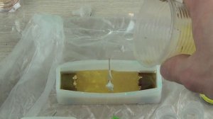Парные кулоны из дерева и смолы Золото драконов