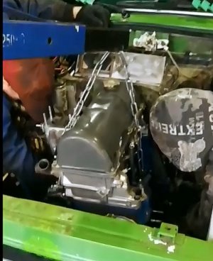 Установка и Первый запуск Двигателя ВАЗ 2106 Модернизированного  Мной для Андрея из Москвы