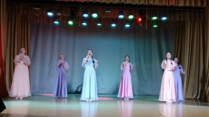 "Ах, эти тучи в голубом" - народная вокальная студия "Улыбка"