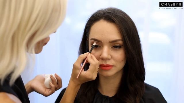 Коррекция и окрашивание бровей Brow Henna смотреть онлайн