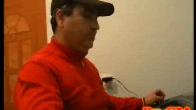 Qelender Cabbaroglu Kurd Azeri-Qeshengi Reqsi muzik Korg Pa800 Hamza!.avi смотреть онлайн