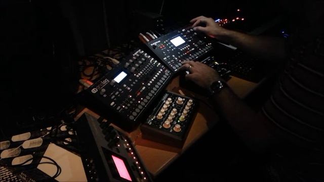 Elektron OT, A4, MD, Moog MT, Vermona ML, Live by Datormaskin "Synthpop" смотреть онлайн