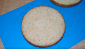 Нежный и вкусный Американский бисквит на молоке и масле