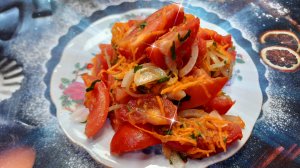 Салат из помидор в маринаде...