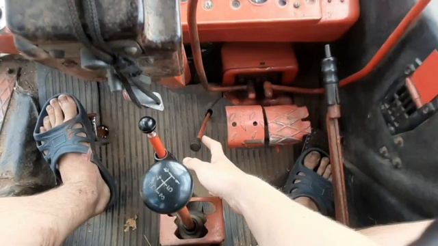 Y2mate.mx-За что отвечает каждый рычаг в тракторе ВЛАДИМИРЕЦ Т-25, (Т-30) Органы управления трактора