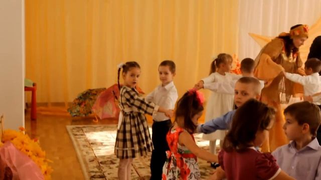 Детский сад "Золотой ключик". Группа10. Осень.