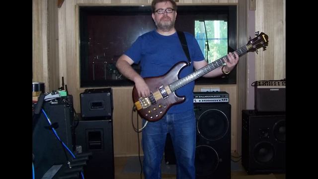 Ibanez Musician Bass Pt 1. Ahead of its time смотреть онлайн