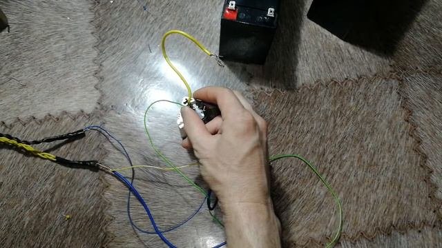 Защита от переполюсовки и кз