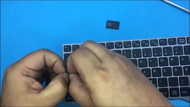How To Install And Fix The Keyboard Keys of Fujistu E754 Lifebook E557 E753 E756 E554 E556 Series смотреть онлайн
