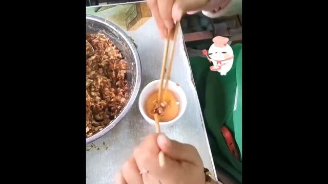 ФАРШИРУЕМ КУРИНЫЙ ЖЕЛТОК. (ПЕРЕЖАРЕННЫЙ ФАРШ С ЛУКОМ) ЛАЙФХАК ВЫХОДНОГО ДНЯ. (ДЕЛИТЕСЬ С ДРУЗЬЯМИ)
