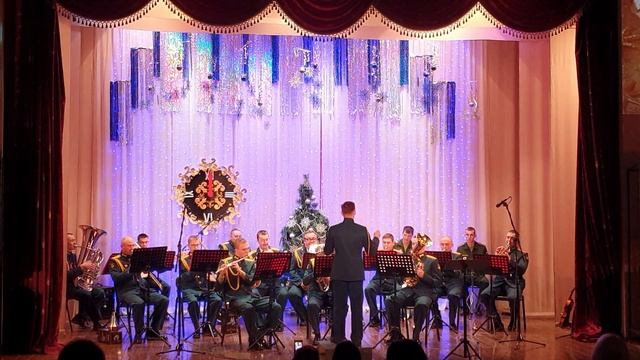 Оркестр, играй новый год! смотреть онлайн