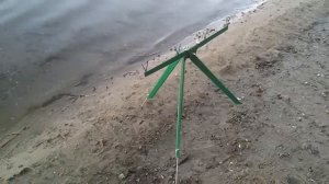 Фидерная Тренога со встроеннными рогачами (видео)