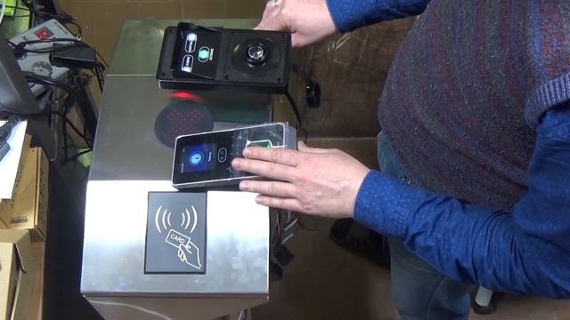 Биометрический турникет с алкотестером на базе ZKTeco TS1000
