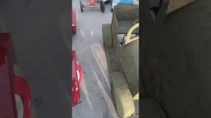 Детство в СССР. Коллекция педальных детских машинок СССР.