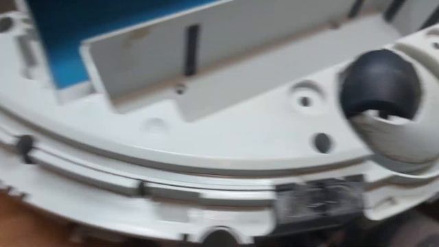Ремонт робота-пылесоса Xiaomi Mi Robot Vacuum Cleaner SDJQR02RR  Ошибка 109 Обрыв в цепи вентилятор