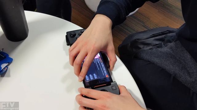 ASUS ROG Phone 深入評測，電競手機真的比較強？FlashingDroid 出品 смотреть онлайн