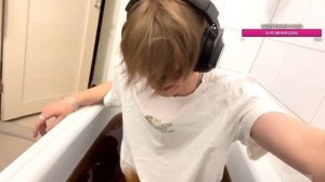 ДИПИНС КУПАЕТСЯ В ВАННОЙ ИЗ ЧАЯ…😳#дипинс#дипс