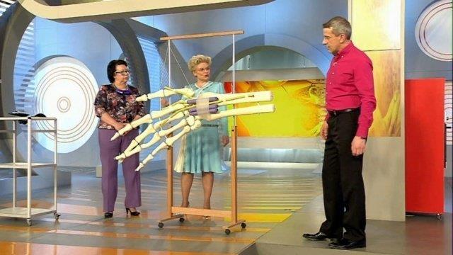 Профессиональные болезни у обычных людей. Жить здорово! Фрагмент выпуска от 29.04.2015