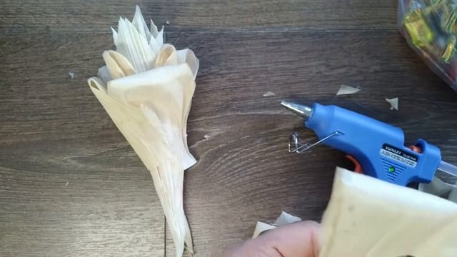 Найпростіші квіти з листя кукурудзи. Зроби сам. Альтернатива пластику. An alternative to plastic.DY смотреть онлайн