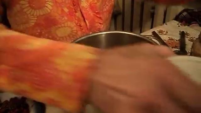 Сосновые иголки, плоды шиповника и луковая шелуха - природные целители