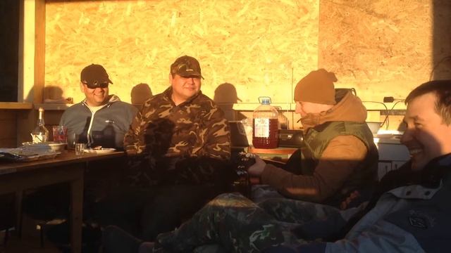 Листья падают с дуба ясеня смотреть онлайн