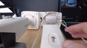 Две камеры по одному проводу