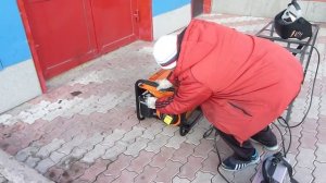 Генератор бензиновый Carver PPG-3900 и инвертор зубр зас-м3-140