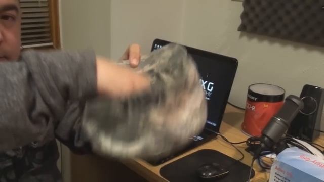 Sony A77 Vertical Grip - Free Drawing смотреть онлайн