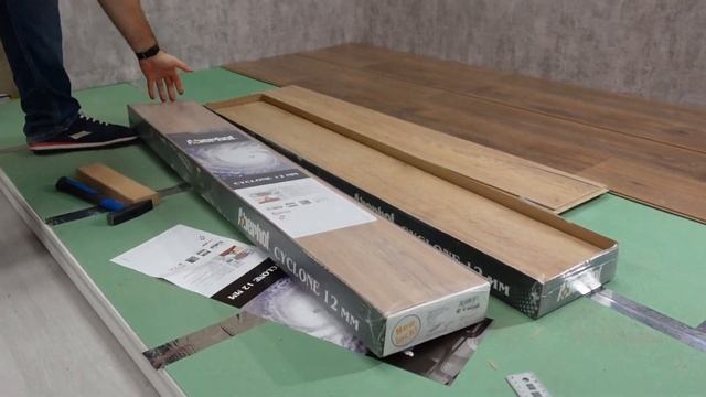 Какой ламинат купить до 1000 рублей? Бюджетный ламинат  Aberhof Tornado и Cyclone