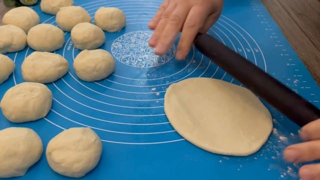 Пирожки Как Пух! Тесто на кефире для жареных пирожков. Рецепт вкуснейшего теста. Пирожки с картошко