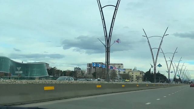 ТБИЛИСИ В СЕРЕДИНЕ ФЕВРАЛЯ. АВЛАБАРИ. КАХЕТИНСКОЕ ШОССЕ. НАБЕРЕЖНЫЕ. ТБИЛИСИ СЕГОДНЯ tbilisi