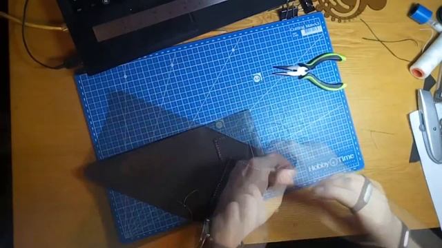 Работа с кожей. Кошелек под полный набор документов