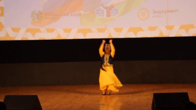 Андижанская полька. Исполняет: Цурина Степанида. Руководитель: Назира Тюленева смотреть онлайн