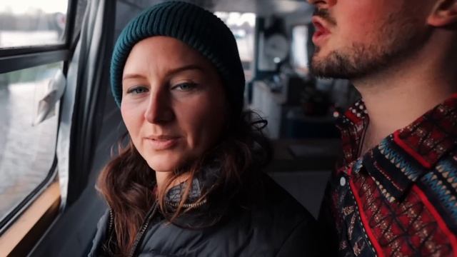 Narrowboat in a Flood. When the River Turns Dangerous. смотреть онлайн