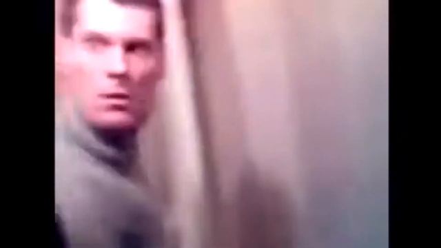 мем (баян) дверь мне запили (славик буйный)