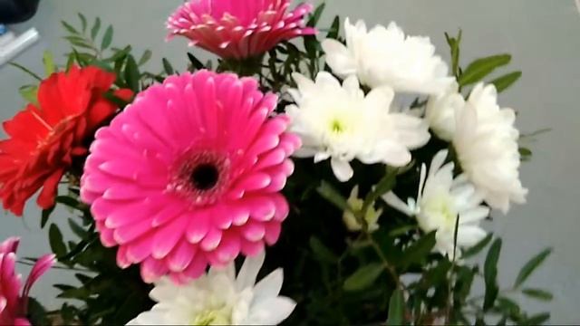 Коробочка с герберами