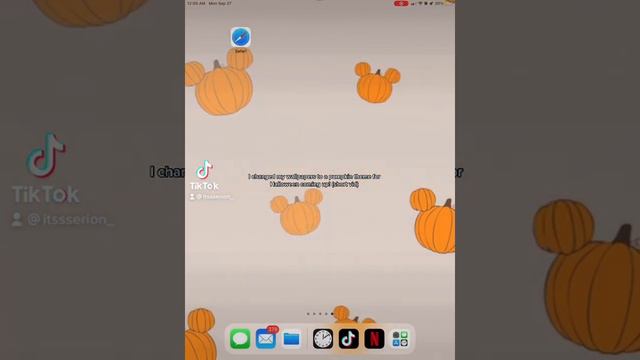 Changing my IPad to a Halloween theme (aesthetic)