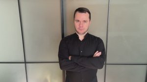 Низкий охранник