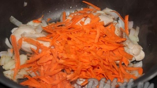 Капуста, тушеная с курицей в мультиварке