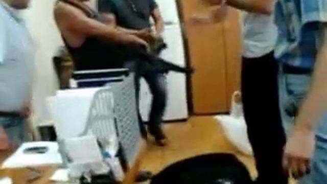 ремонт кресла карданом смотреть онлайн