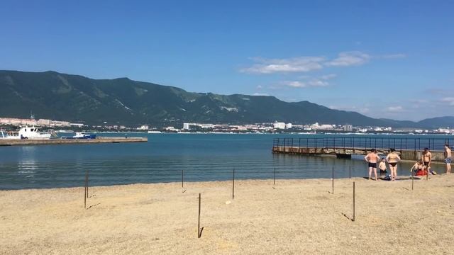 Обзор пляжа Тихая Гавань в Геленджике