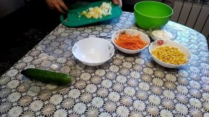 Салат с корейской морковью и крабовыми палочками