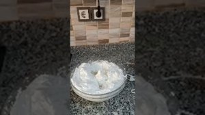 ?Приготовление БЗК (белково заварной крем) и ?розы из БЗК☘️? от @vse_protort