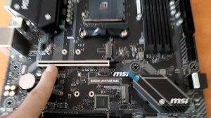 Распаковка материнки MSI B450M Mortar Max AM4 для Ryzen 1 и 2